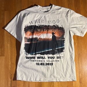 PacSun Graphic Tee - White and Black